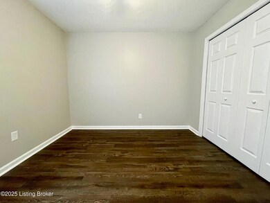 712 Mount Tabor Rd unit 5, New Albany, IN 47150 - photo 6