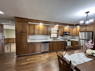 605 Henley St, Manchester, TN 37355 - photo 6