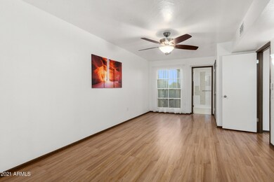 10759 W Santa fe Dr unit 15D, Sun City, AZ 85351 - photo 6