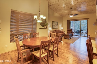 007_Dining Area