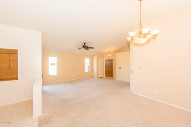 460 Living room 2