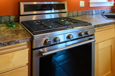 2979 NW Chardonnay Ln, Bend, OR 97701 - photo 7