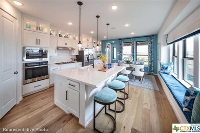 1651 Gruene Grass, New Braunfels, TX 78130 - photo 3