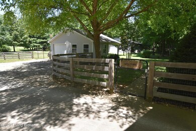 411 Eric Christy Rd, Mount Washington, KY 40047 - photo 4