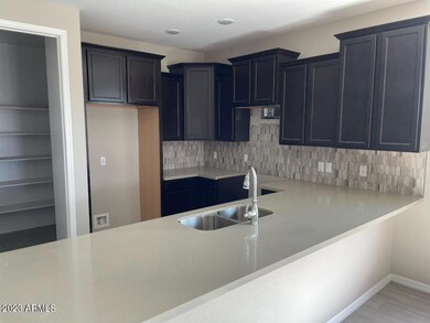 Kitchen -- 9