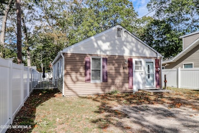 611 Anthony Ave, Toms River, NJ 08753 - photo 3