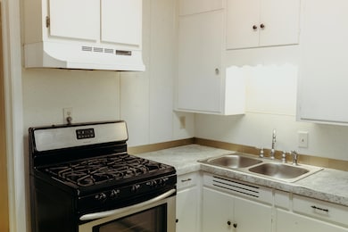 Unit 2 - Kitchen Close-Up