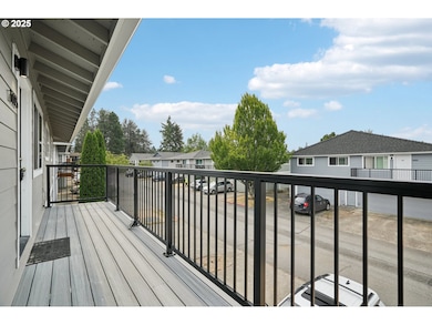 1495 NE Kane Dr unit 4, Gresham, OR 97030 - photo 6