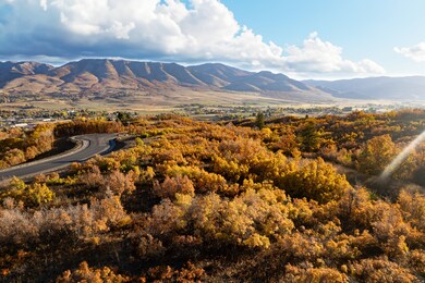 1940 N Shamy Way unit 27, Eden, UT 84310 - photo 7
