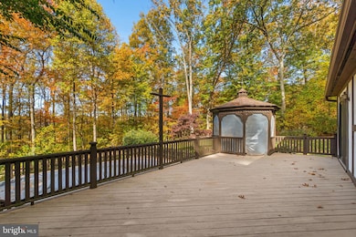 608 Angus Dr, Sykesville, MD 21784 - photo 7