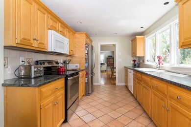 50 Park Ave, Natick, MA 01760 - photo 4