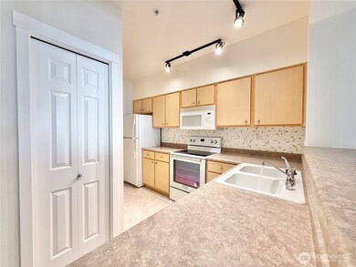 Parterra At Newcastle unit C311, Newcastle, WA 98059 - photo 4