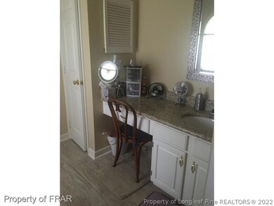 696 Fairfield Rd, Fayetteville, NC 28303 - photo 2