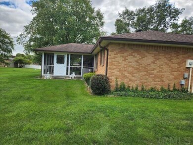 609 S Williams Rd, Frankfort, IN 46041 - photo 6