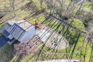 1635 Tendril Ct, Columbus, OH 43229 - photo 3