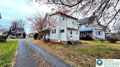 735 W Broad St unit A, Quakertown, PA 18951 - photo 2