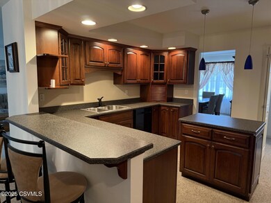 Kitchen 2 nd veiw