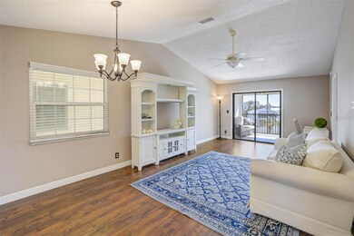 460 Paula Dr S unit 305, Dunedin, FL 34698 - photo 5