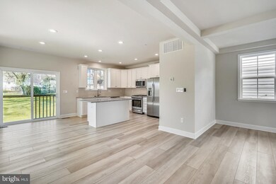 9319 4th St N, Laurel, MD 20723 - photo 4