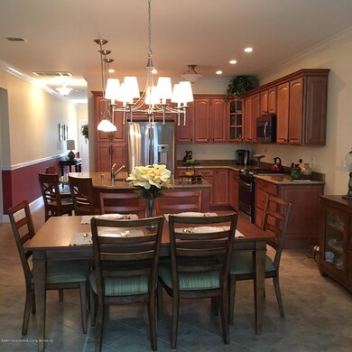 71 Pilot Ln, Staten Island, NY 10309 - photo 5