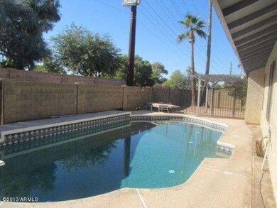 Pool  - 1723 W