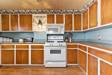 6 Cross St, Woburn, MA 01801 - photo 3