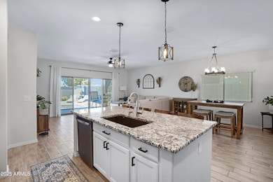 1364 W Spine Tree Ave-18