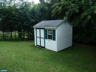 532 Kingston Rd, Oreland, PA 19075 - photo 4