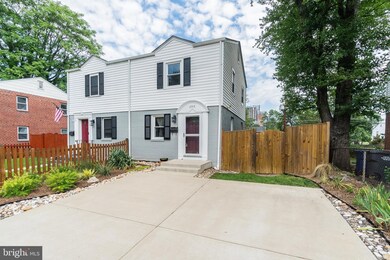 2312 Victory Dr, Alexandria, VA 22303 - photo 2