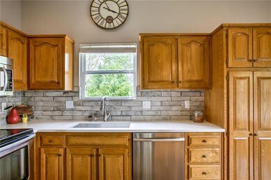 4919 Millridge St, Shawnee, KS 66226 - photo 6