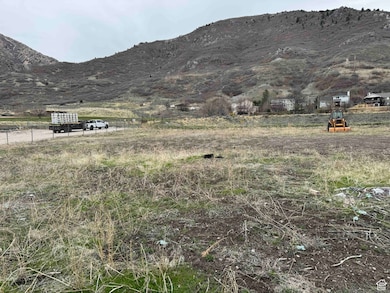 2570 N Mountain Rd, North Ogden, UT 84414 - photo 2