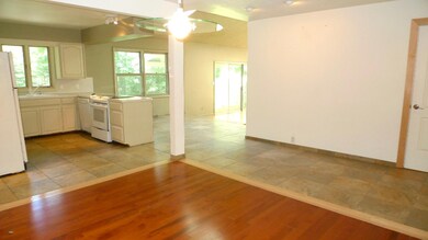 7398 Thorncrest - 2