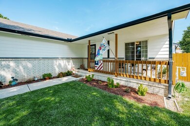 126 E Creekstone St, Mulvane, KS 67110 - photo 4