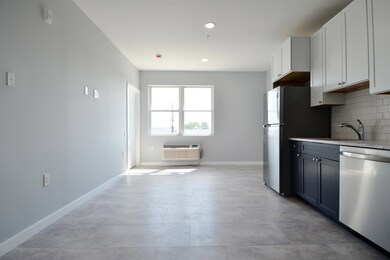 82-84 E 31st St unit 202, Bayonne, NJ 07002 - photo 5