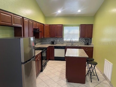 405 S Bradshaw Rd, Apopka, FL 32703 - photo 5