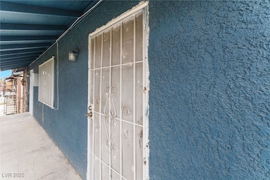 4721 Cessna Ave unit 4, Las Vegas, NV 89115 - photo 2