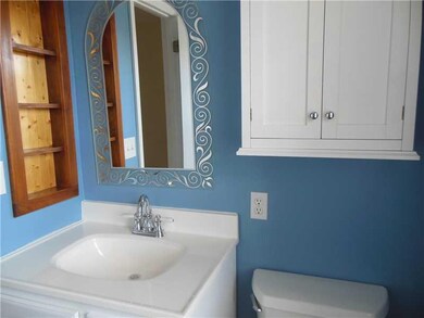 Full Bath.