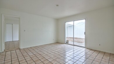 Room2