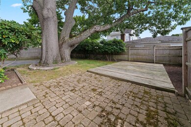 10 Waterman Ave, Cranston, RI 02910 - photo 3