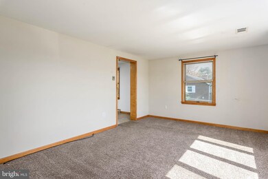 504 Tritapoe Dr, Knoxville, MD 21758 - photo 6