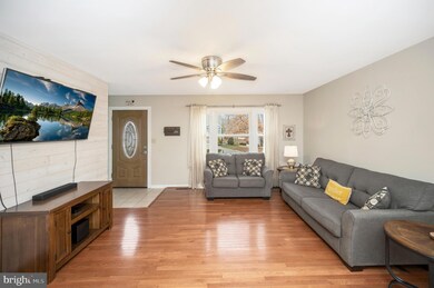 207 Limestone Ln, Locust Grove, VA 22508 - photo 4