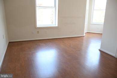 2826 W Oxford St unit 3RD FLOOR, Philadelphia, PA 19121 - photo 7