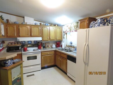 2 Nixon St, Epsom, NH 03234 - photo 3