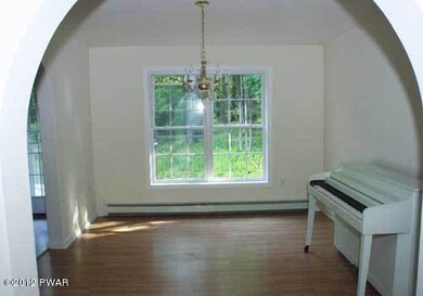 107 Tan Oak Ct, Milford, PA 18337 - photo 4