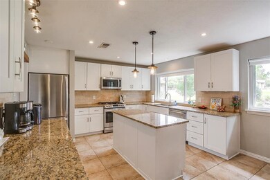 432 Vista Dr, Willow Park, TX 76087 - photo 6