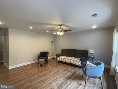 801 Salem Dr, Fredericksburg, VA 22407 - photo 6