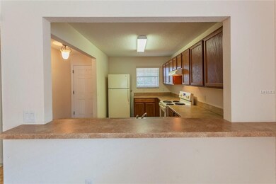 serving bar/breakfast bar