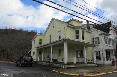 215 Center St, Coal Township, PA 17866 - photo 2