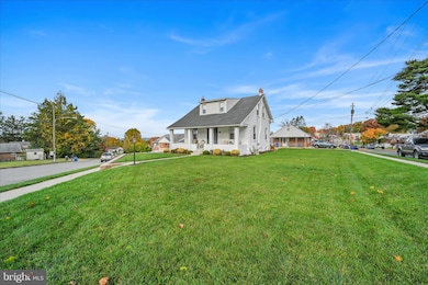 1915 King St, Reading, PA 19605 - photo 2