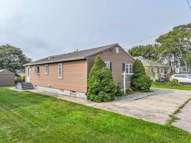 187 S Tibbetts Ave, Wells, ME 04090 - photo 2